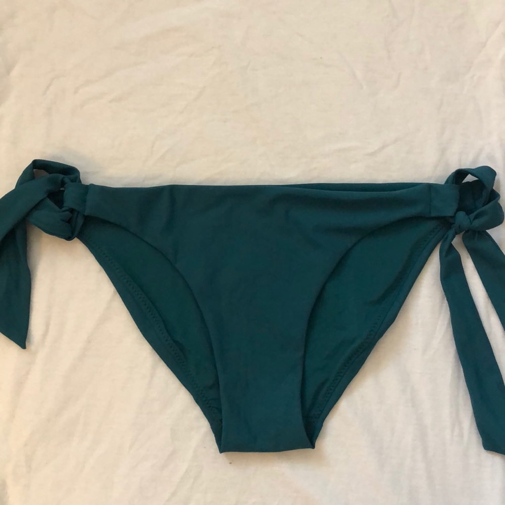 Red Carter swim bottoms